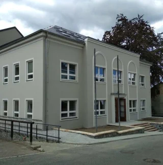 Budova SUPŠS Kamenický Šenov mala